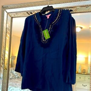 NWT Lilly Pulitzer navy top size L. .Perfect flowy nautical top. Beach vibes.